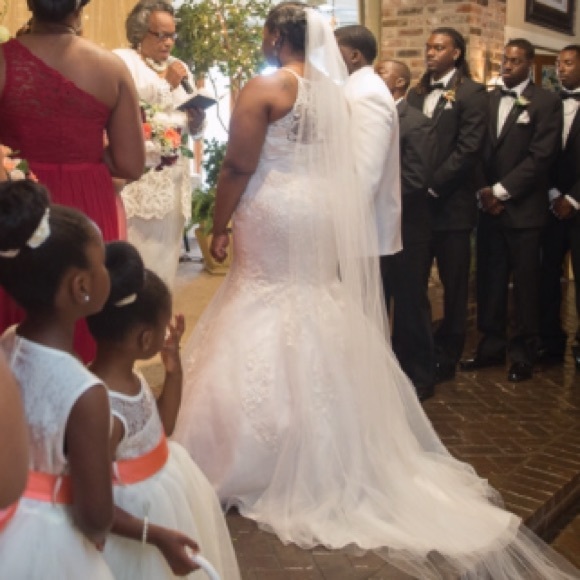 Sz 20 wedding dress - Picture 2 of 5